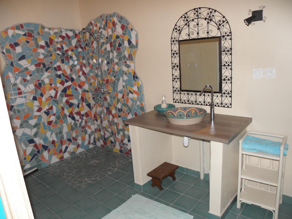 Au The A La Menthe Bed & Breakfast Romans-sur-Isère Cameră foto