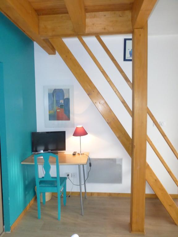 Au The A La Menthe Bed & Breakfast Romans-sur-Isère Exterior foto